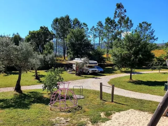 Camping Quinta Do Castanheiro